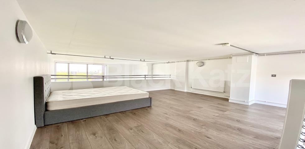 			VIRTUAL TOUR AVAILABLE!, 1 Bedroom, 1 bath, 1 reception Apartment			 ABILITY PLAZA-KINGSLAND ROAD, DALSTON/HAGGERSTON
